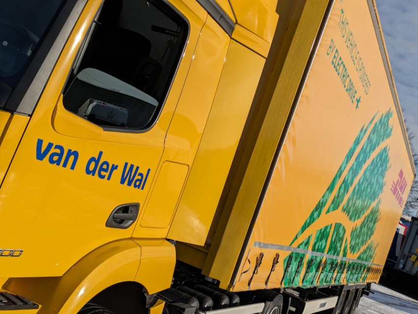 Eerste elektrische truck voor DHL en Van der Wal samen