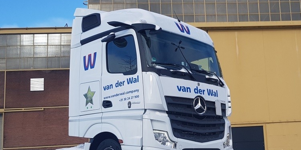 Van der Wal chooses mirror-less trucks for further sustainability